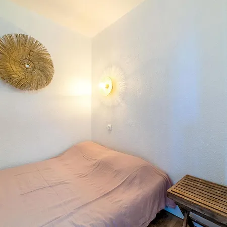 Port De La Gavine-31 By Interhome * Hyères