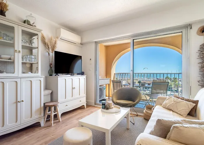 Apartment Port De La Gavine-31 By Interhome