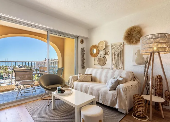 Port De La Gavine-31 By Interhome Hyeres