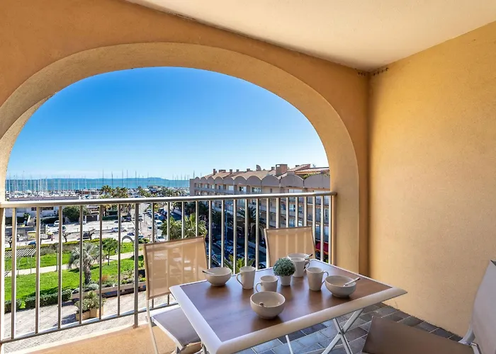 Port De La Gavine-31 By Interhome