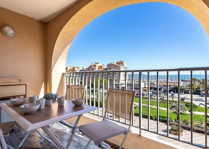 Port De La Gavine-31 By Interhome *